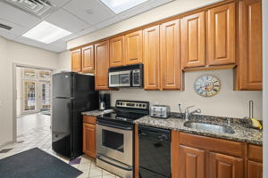 210 Chickering Rd, North Andover, MA 01845, USA Photo 29