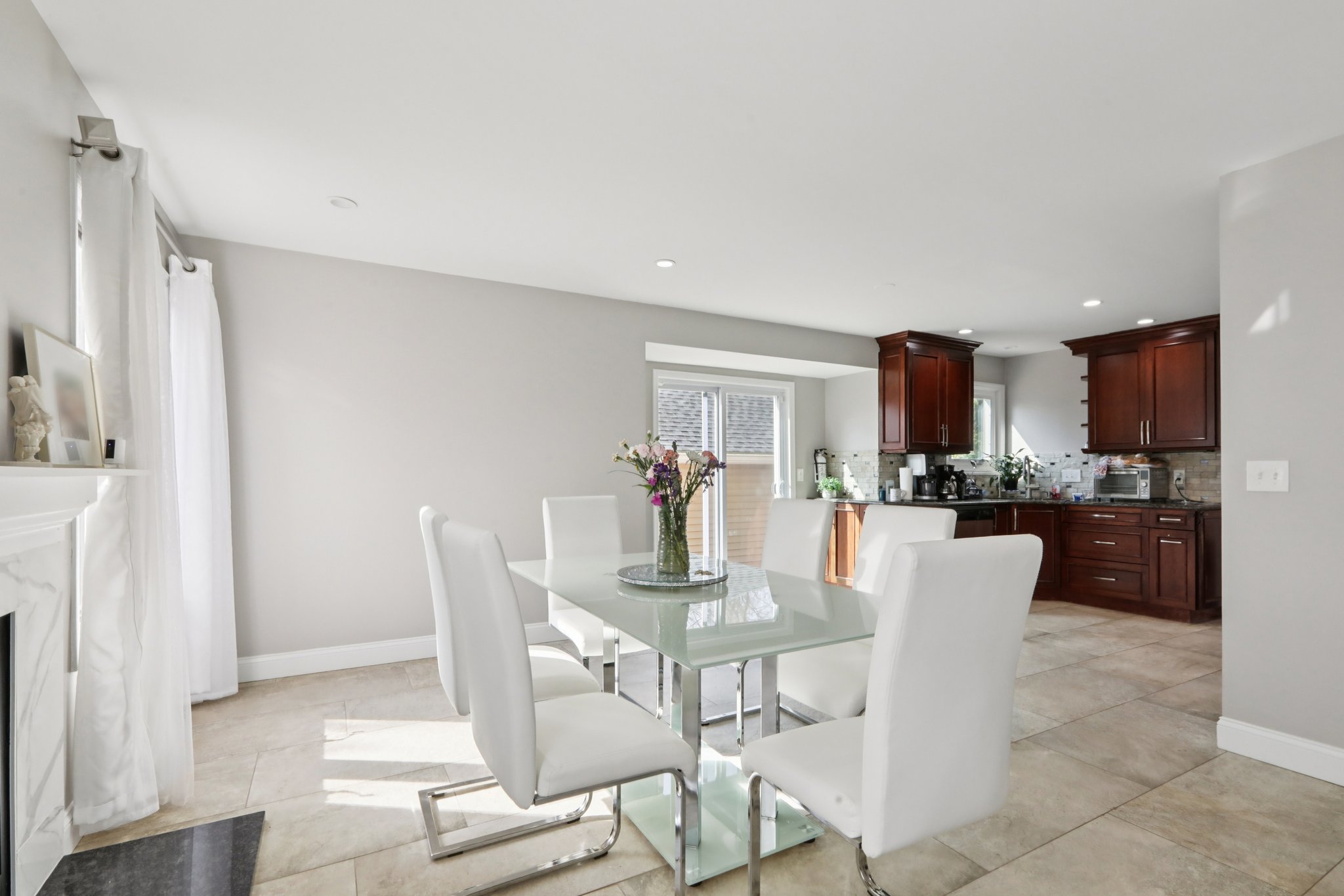 Clarken Dr-S0404-022.jpg