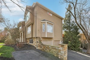 Clarken Dr-S0404-003.jpg