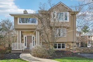 Clarken Dr-S0404-007.jpg
