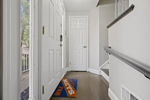 Clarken Dr-S0404-009.jpg