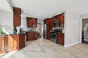 Clarken Dr-S0404-025.jpg