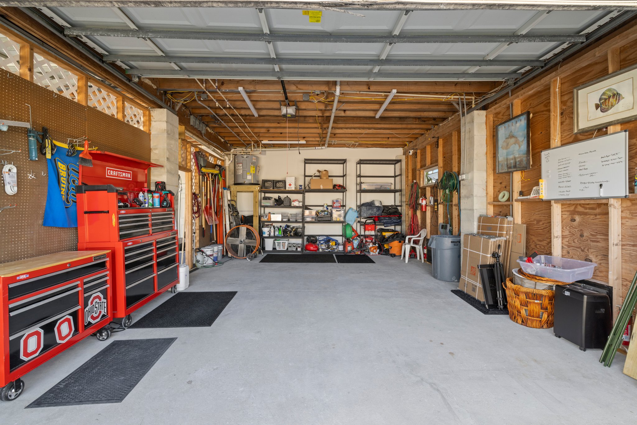 Garage 1.jpg