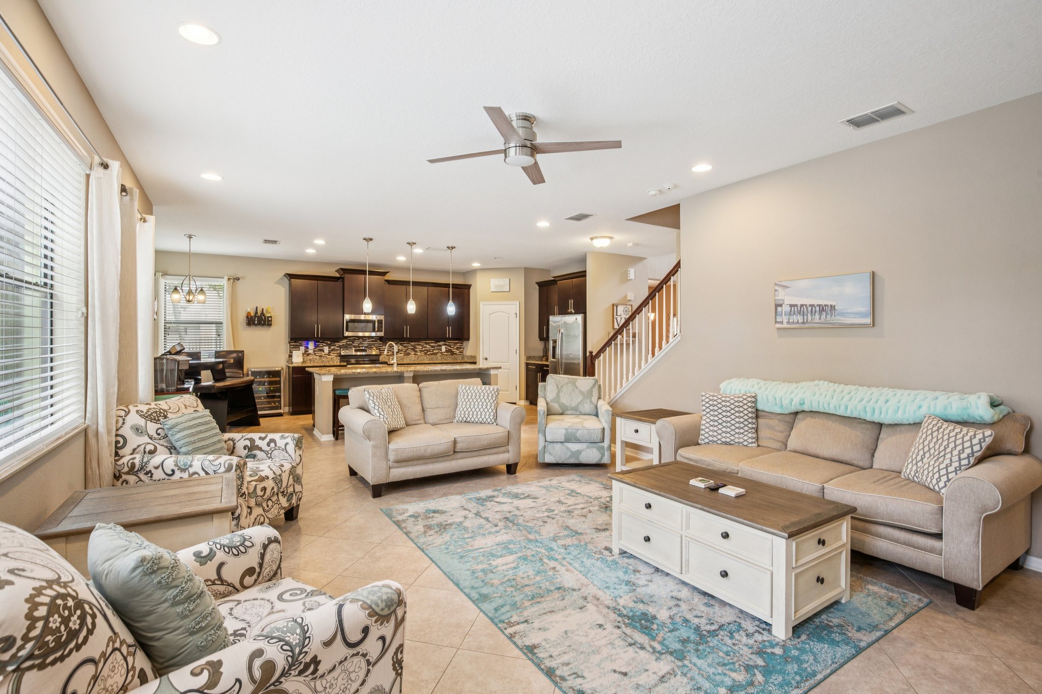 Dakota Hill Dr-S1004-005.jpg