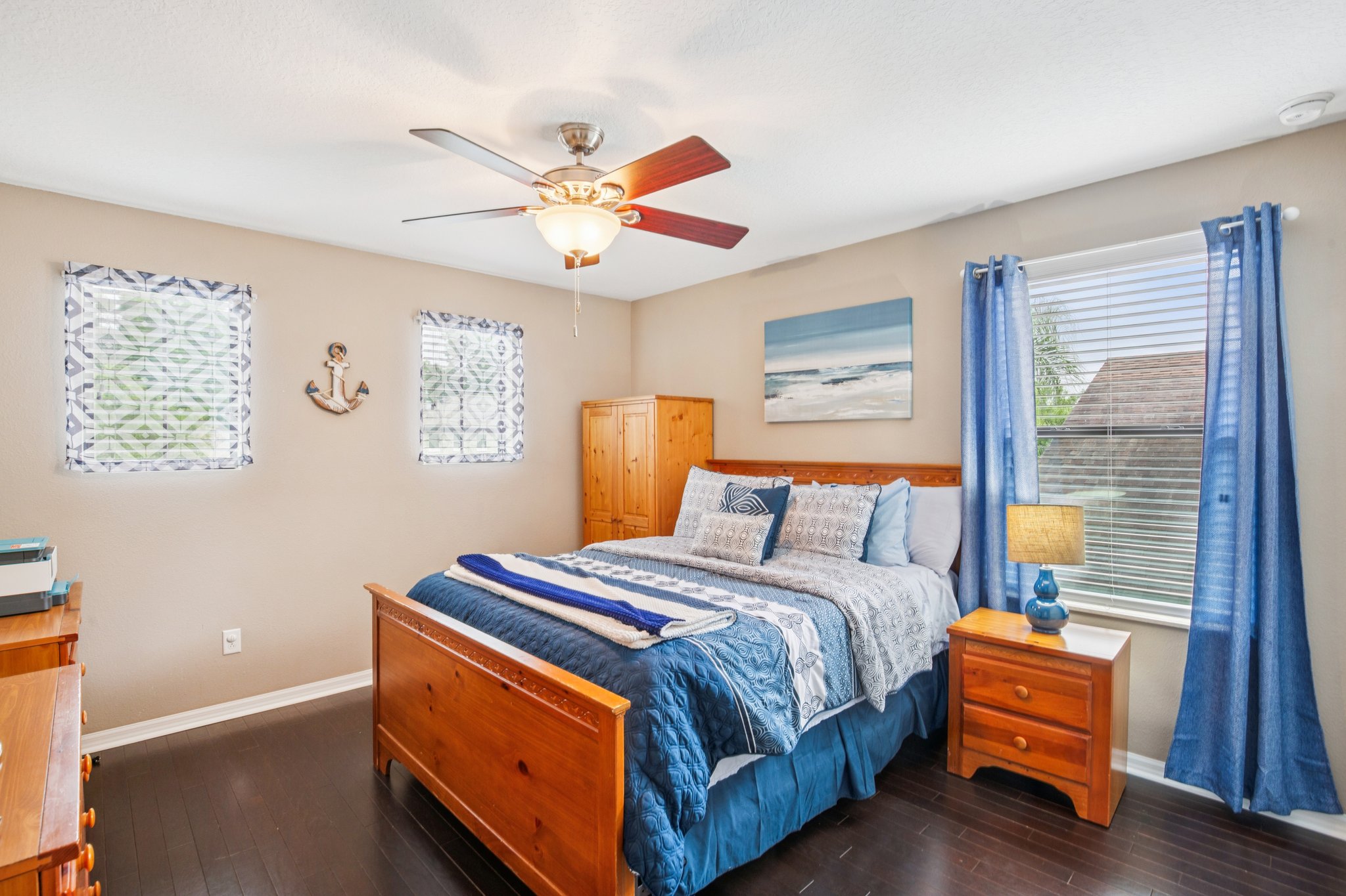 Dakota Hill Dr-S1004-022.jpg