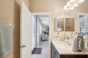 Dakota Hill Dr-S1004-017.jpg