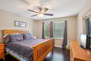 Dakota Hill Dr-S1004-041.jpg