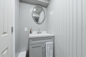  Photo 48