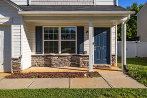 210 Glenoaks Dr-4