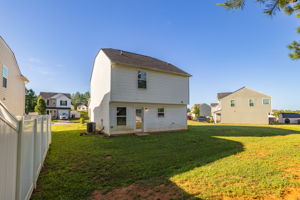 210 Glenoaks Dr-28