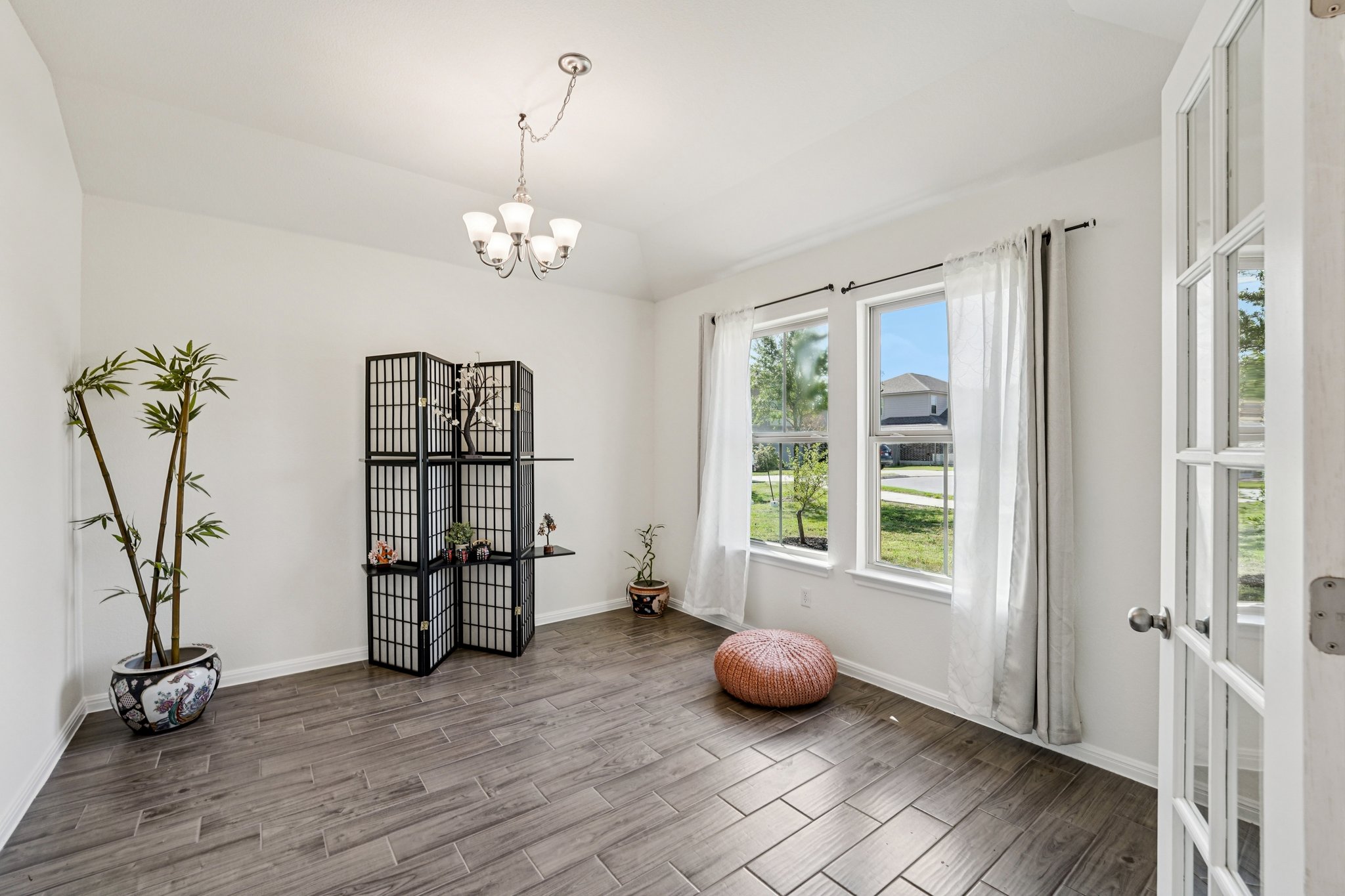 199568 - 210 Helen Rd, Hutto, TX 78634-S2503-015.jpg