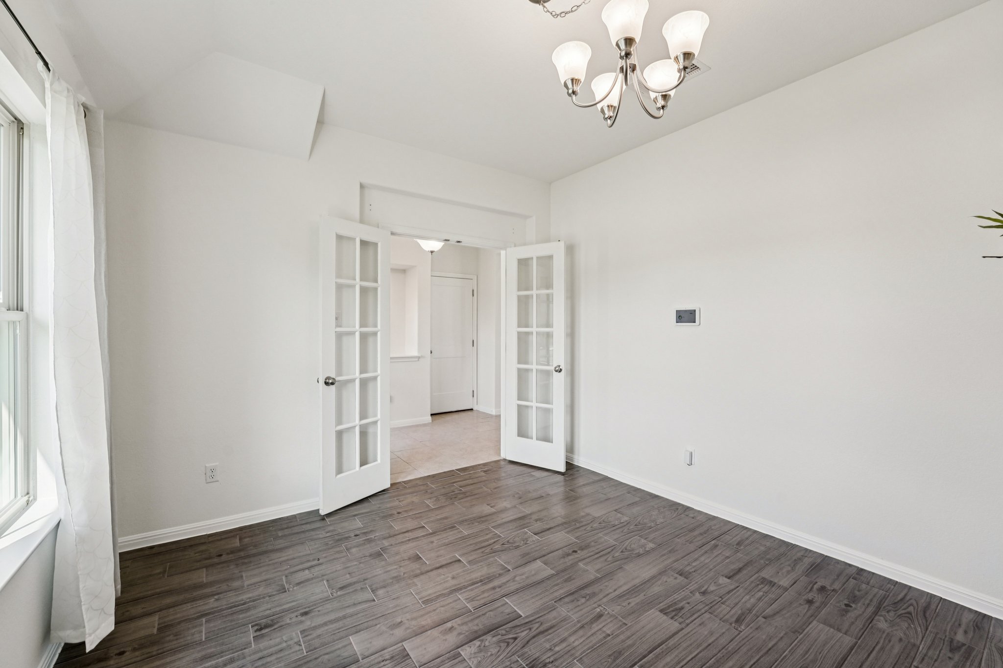 199568 - 210 Helen Rd, Hutto, TX 78634-S2503-016.jpg