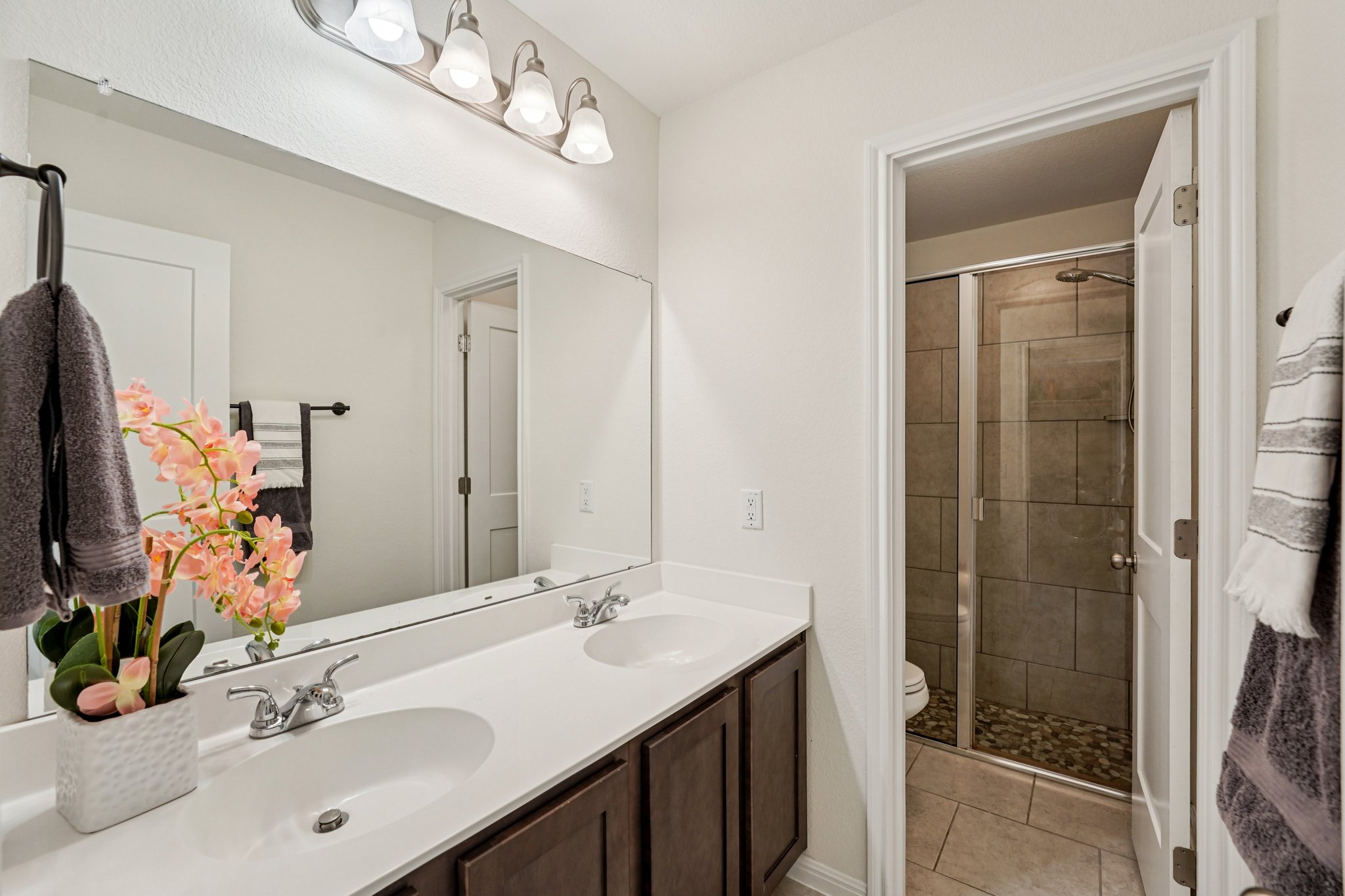 199568 - 210 Helen Rd, Hutto, TX 78634-S2503-021.jpg