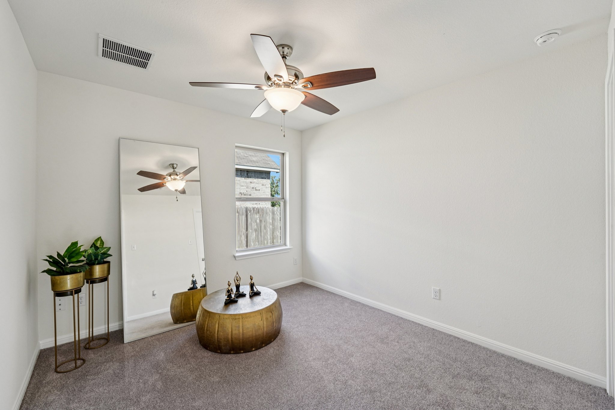 199568 - 210 Helen Rd, Hutto, TX 78634-S2503-023.jpg