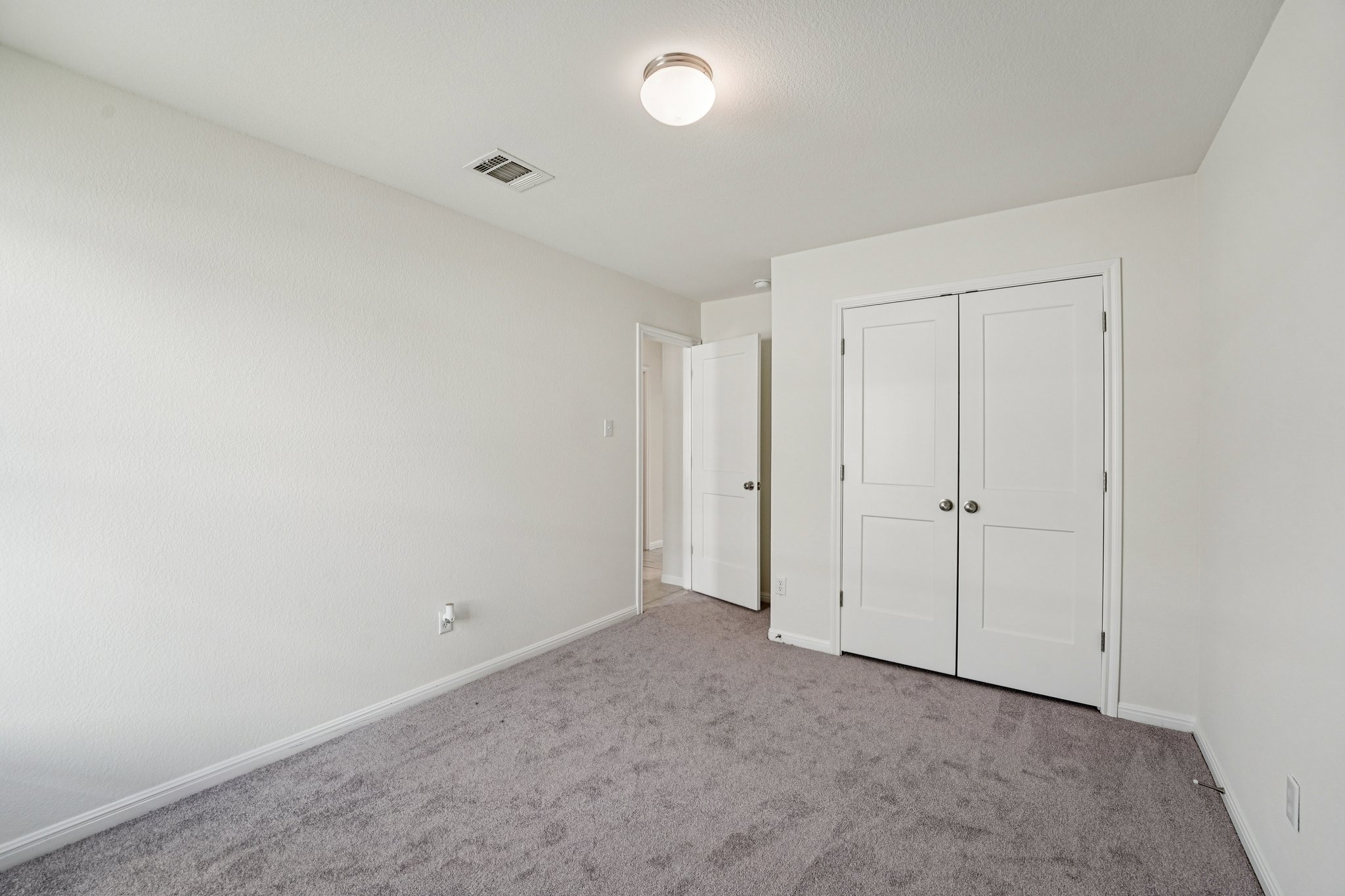 199568 - 210 Helen Rd, Hutto, TX 78634-S2503-026.jpg