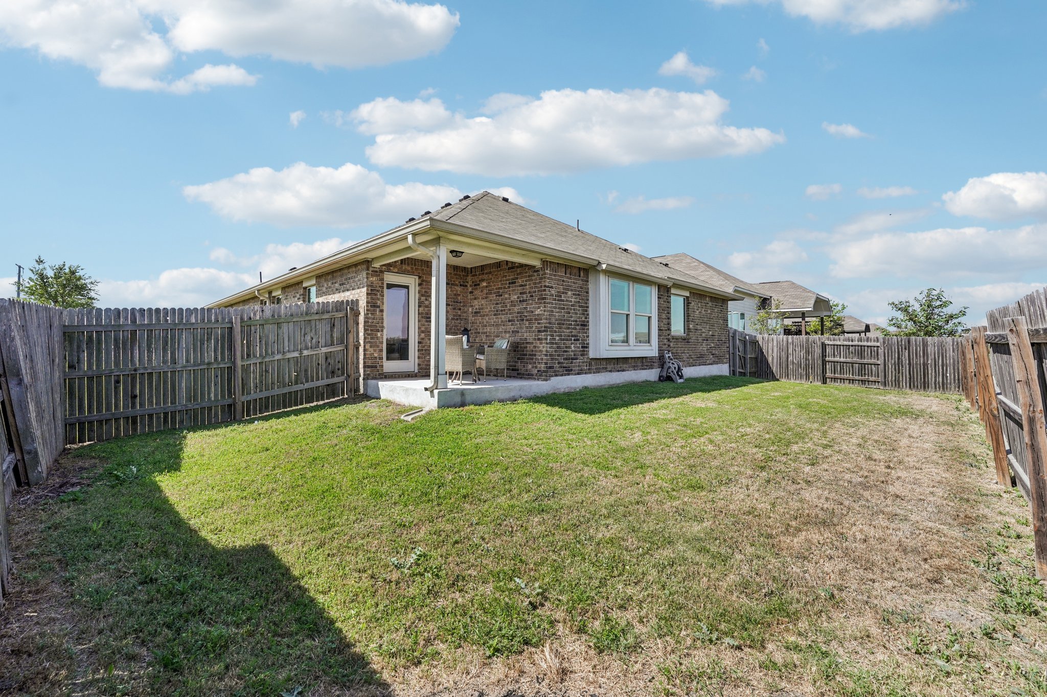 199568 - 210 Helen Rd, Hutto, TX 78634-S2503-037.jpg