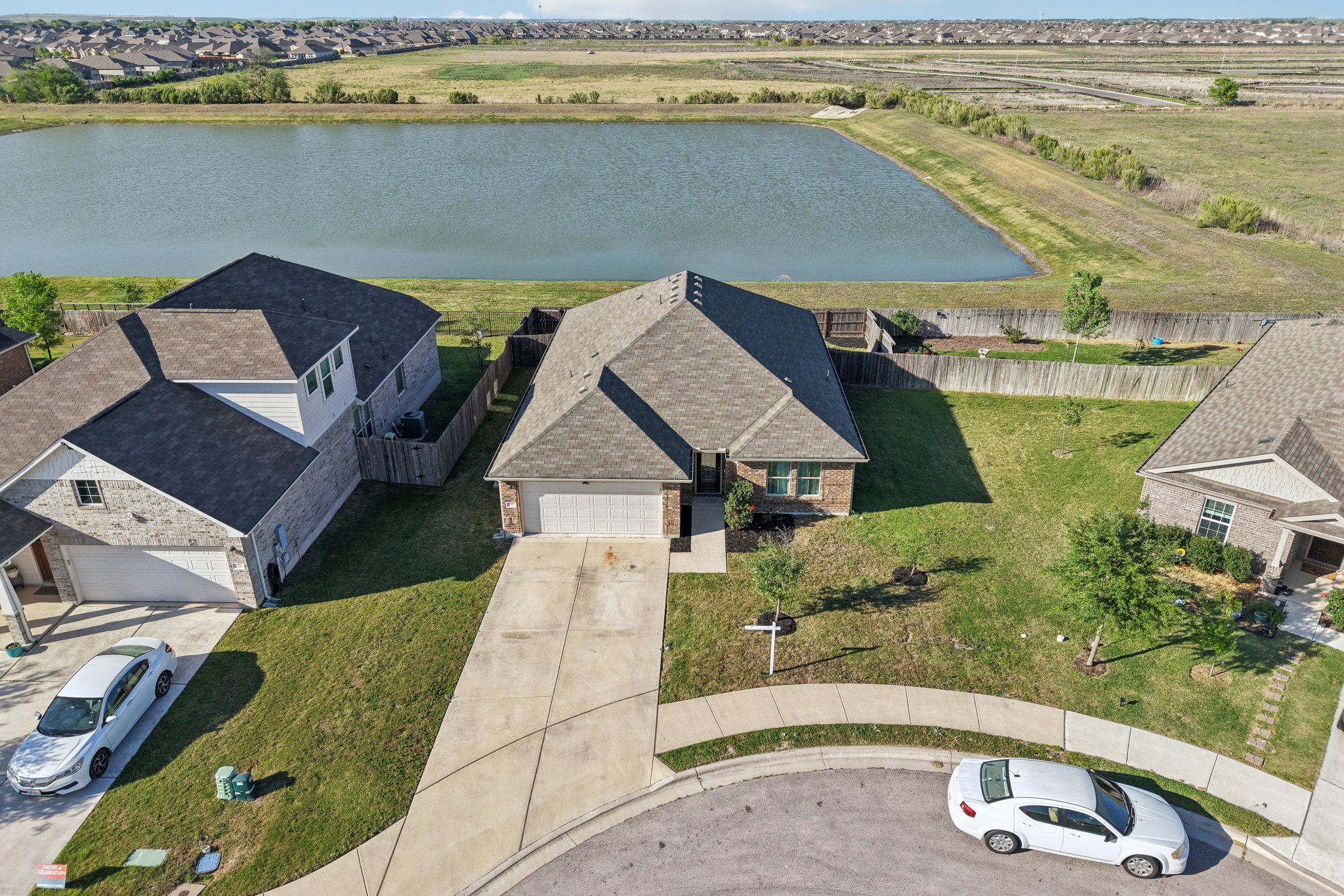 - 210 Helen Rd-S2703-005.jpg