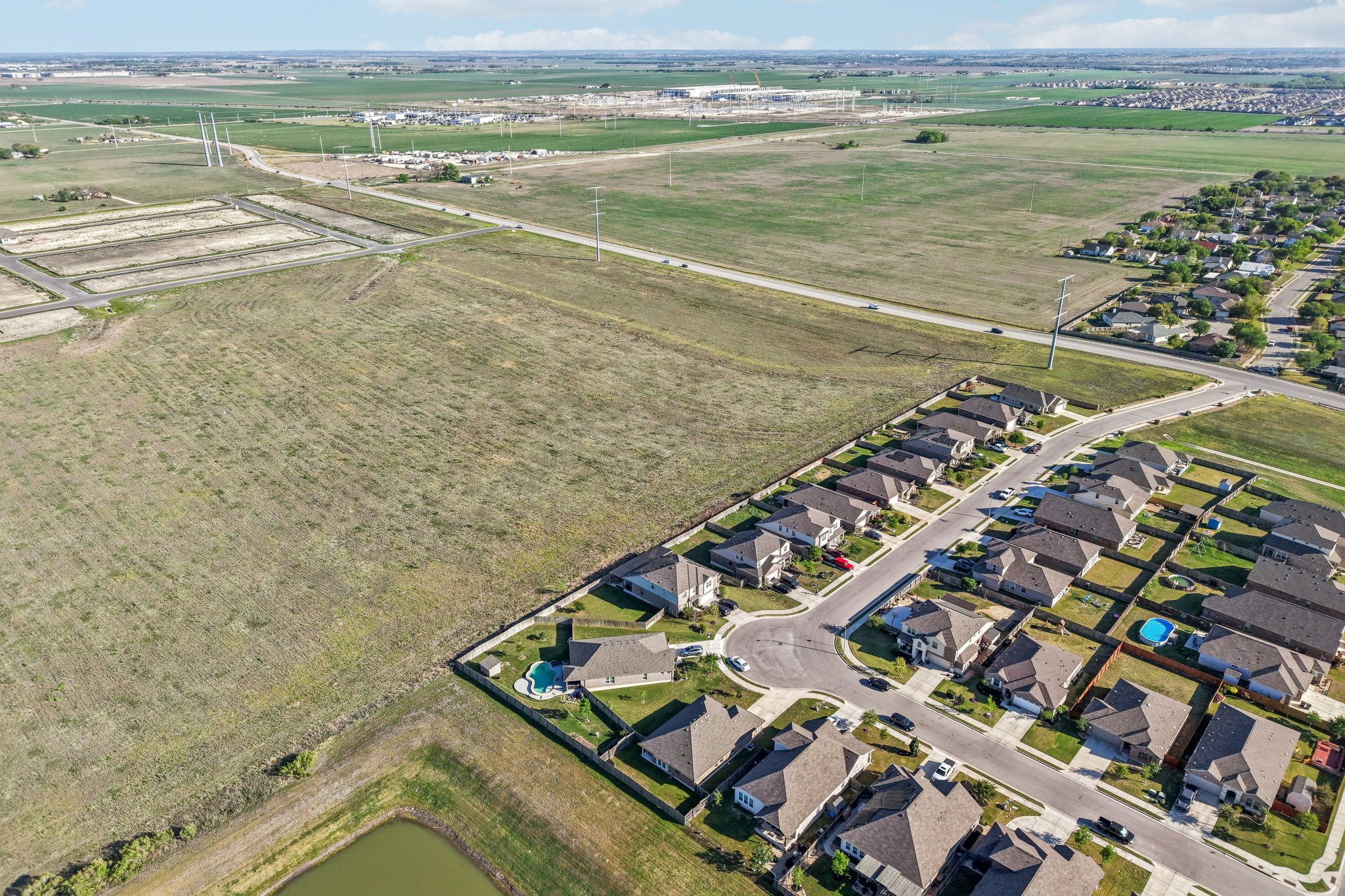 - 210 Helen Rd-S2703-014.jpg