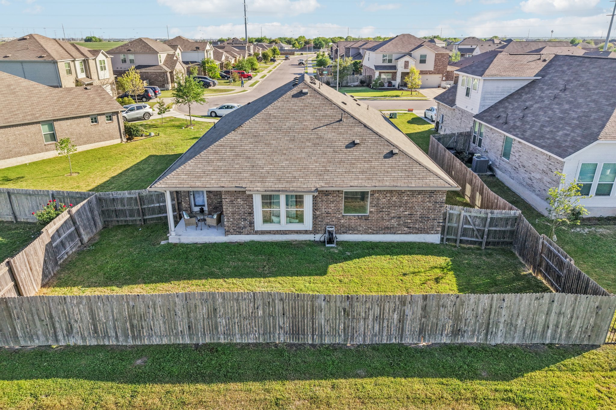 - 210 Helen Rd-S2703-026.jpg