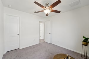 199568 - 210 Helen Rd, Hutto, TX 78634-S2503-024.jpg