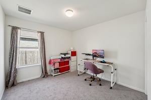 199568 - 210 Helen Rd, Hutto, TX 78634-S2503-028.jpg