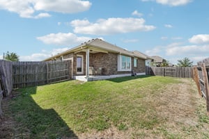 199568 - 210 Helen Rd, Hutto, TX 78634-S2503-037.jpg