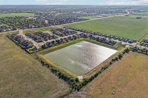 - 210 Helen Rd-S2703-016.jpg