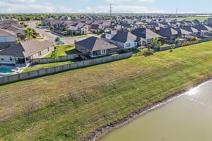 - 210 Helen Rd-S2703-024.jpg