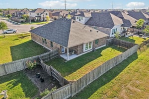 - 210 Helen Rd-S2703-025.jpg