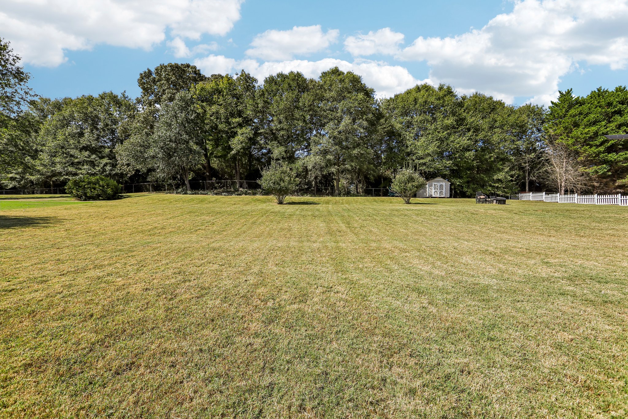 Mackenzie Ln-S0910-048.jpg