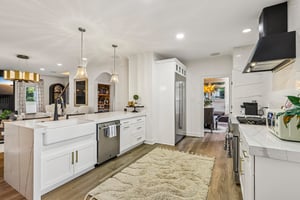 Mackenzie Ln-S0910-021.jpg