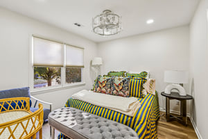Mackenzie Ln-S0910-042.jpg