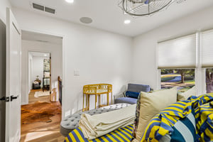 Mackenzie Ln-S0910-043.jpg