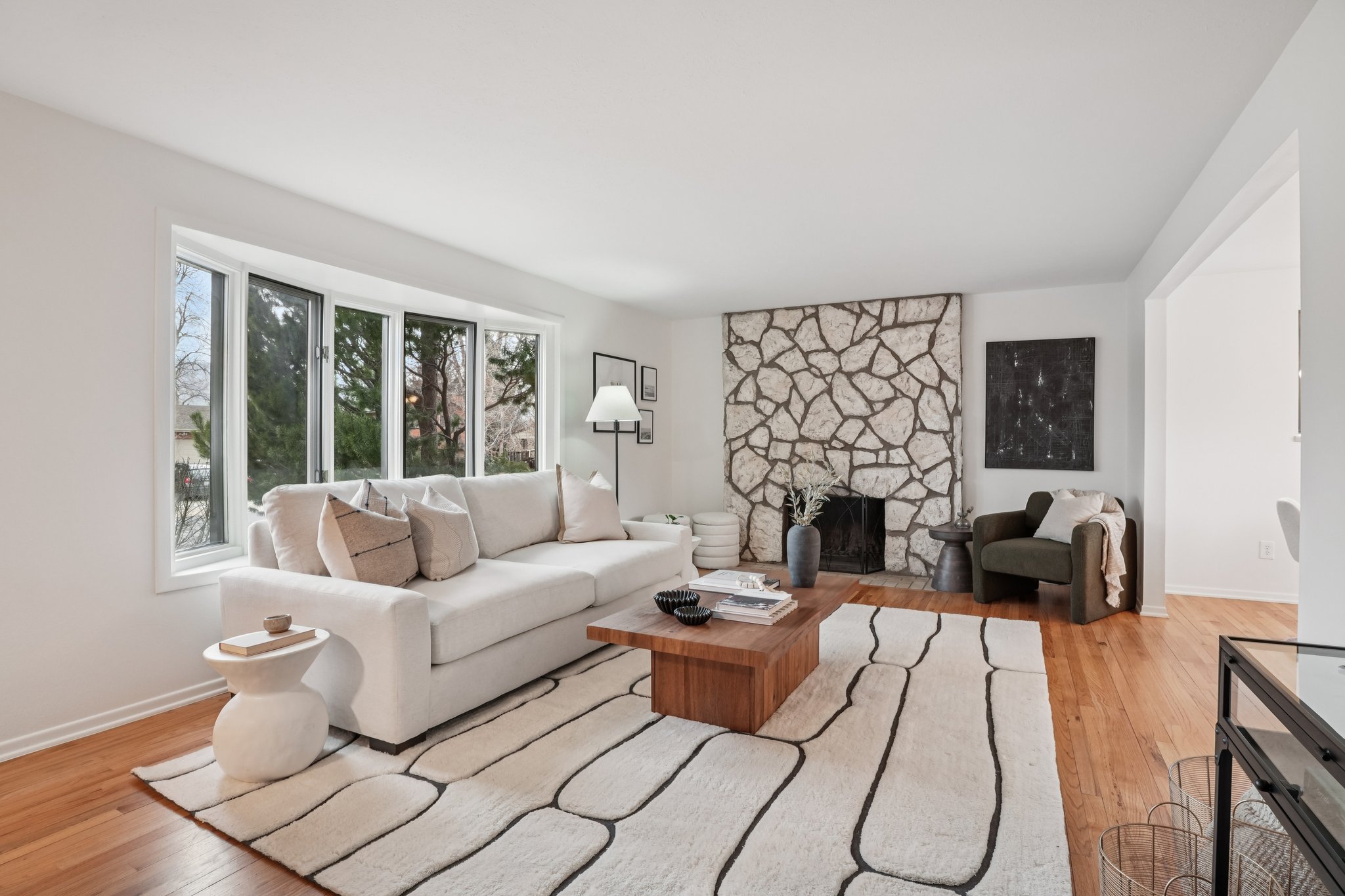 Manhattan Dr-S0403-009.jpg