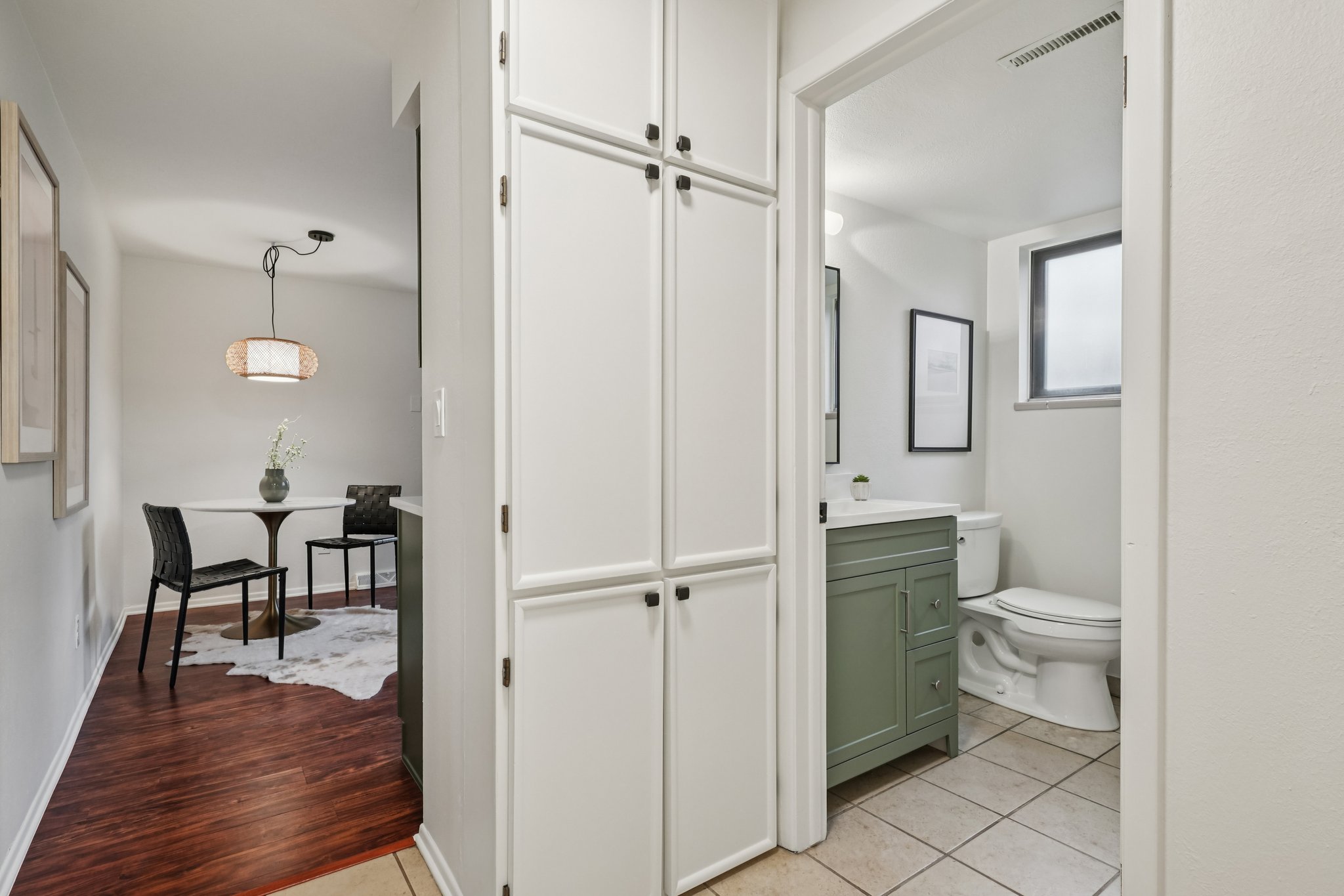 Manhattan Dr-S0403-022.jpg