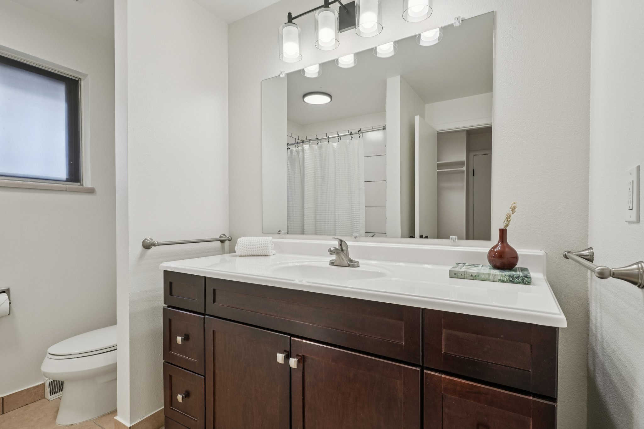 Manhattan Dr-S0403-033.jpg