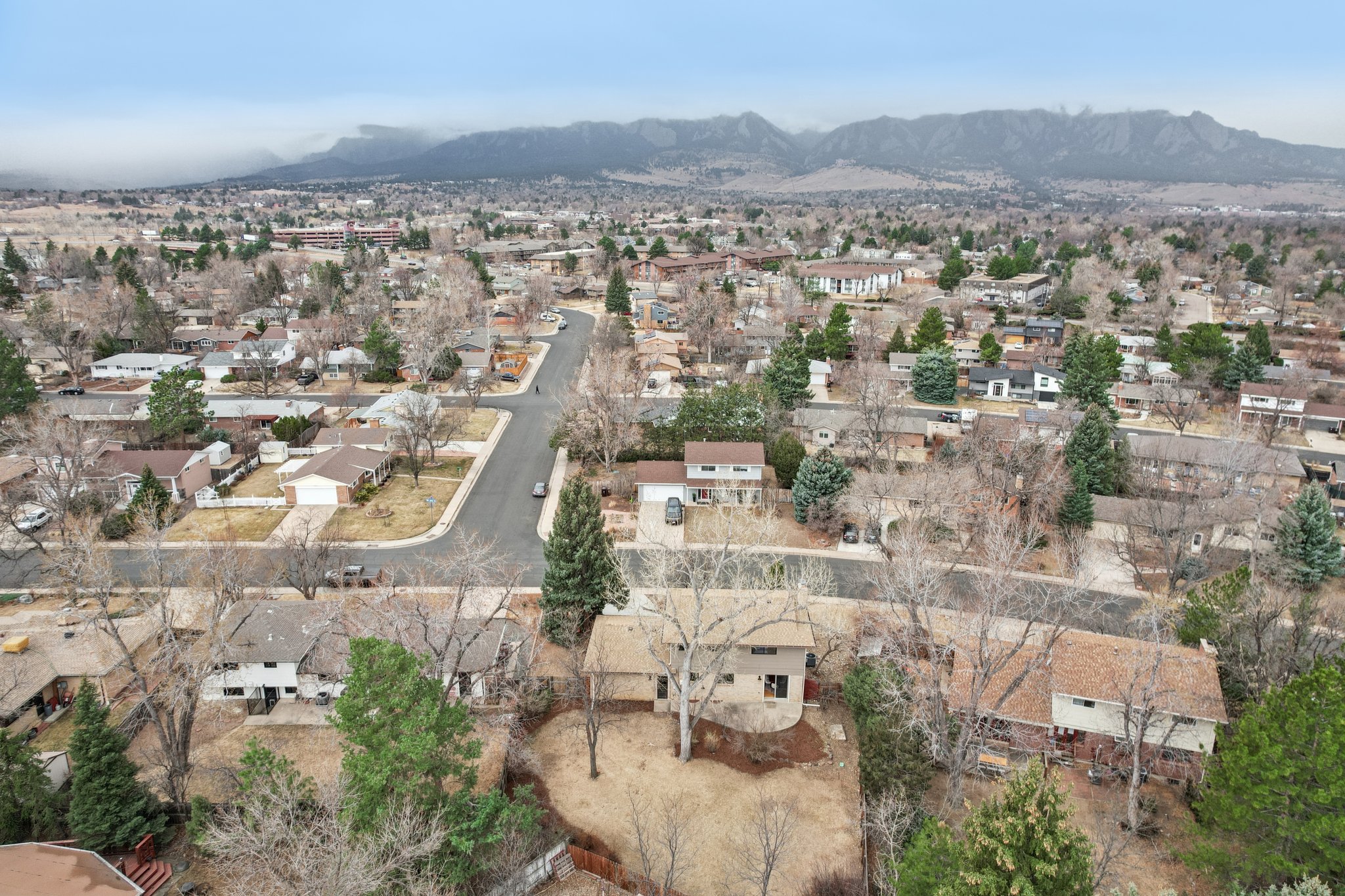 Manhattan Dr-S0403-062.jpg