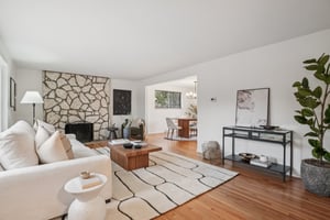 Manhattan Dr-S0403-007.jpg