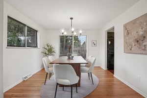 Manhattan Dr-S0403-014.jpg