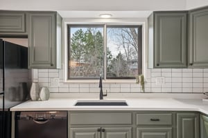 Manhattan Dr-S0403-019.jpg