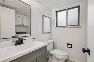 Manhattan Dr-S0403-023.jpg