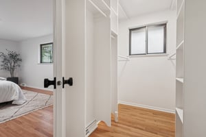 Manhattan Dr-S0403-031.jpg