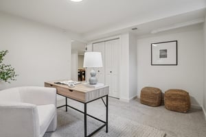 Manhattan Dr-S0403-049.jpg