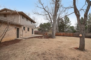 Manhattan Dr-S0403-056.jpg