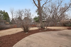 Manhattan Dr-S0403-057.jpg