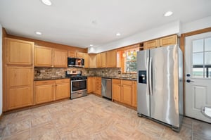 Meadow Dr-S1712-009.jpg