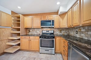 Meadow Dr-S1712-011.jpg