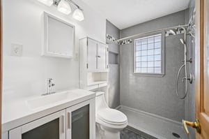 Meadow Dr-S1712-014.jpg