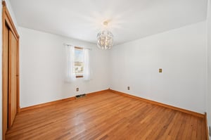 Meadow Dr-S1712-016.jpg