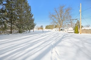 Meadow Dr-S1712-041.jpg